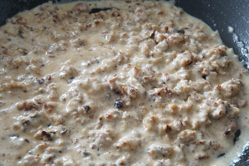 Keto Sausage Gravy